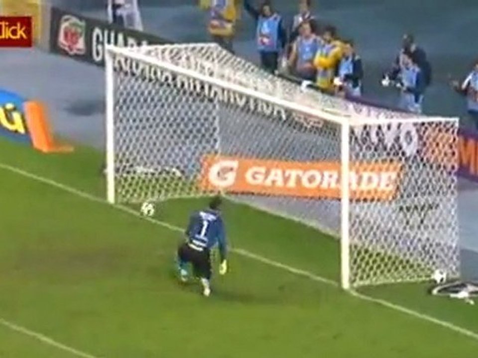 Corinthians vence Ceará e abre vantagem na liderança