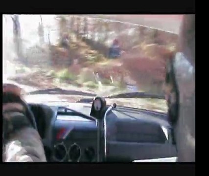 rallye de la vallée de l' ognon 2011 in board es2 R.Bourgeois A.Peterlini 205 rallye F2000.12