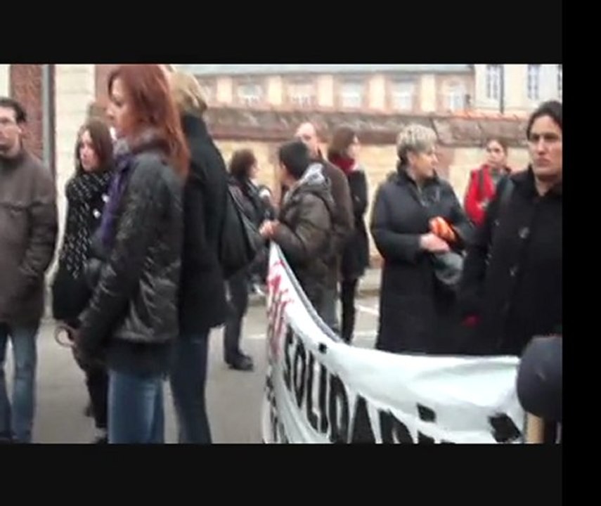 Manifestation de soutien faux amilles méruviennes le 16/11