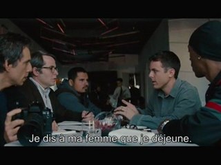 Le Casse de Central Park : Extrait 3 (VOST) - Slide annonce à la fine équipe que le repas est pour lui