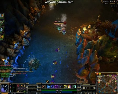 League of Legends - Le sbire cannon violet est OP !