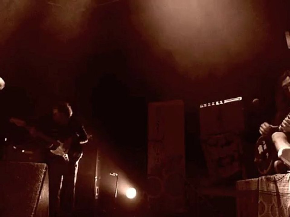 Khoe Wa "Mahanatty" (Live)