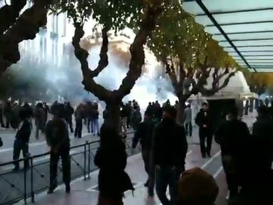 Επεισόδια στη Βουλή