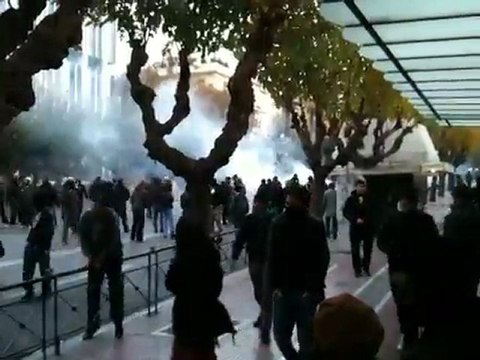 Επεισόδια στη Βουλή