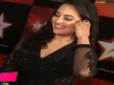 Hot Sonakshi Sinha Strikes Hot Poses In Transparent Dress @ Airtel Super Star Awards