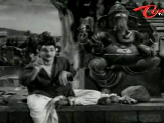 Kalasi Vunte Kaladu Sukham - Telugu Songs - Gana Naadhuni - NTR - Savitri