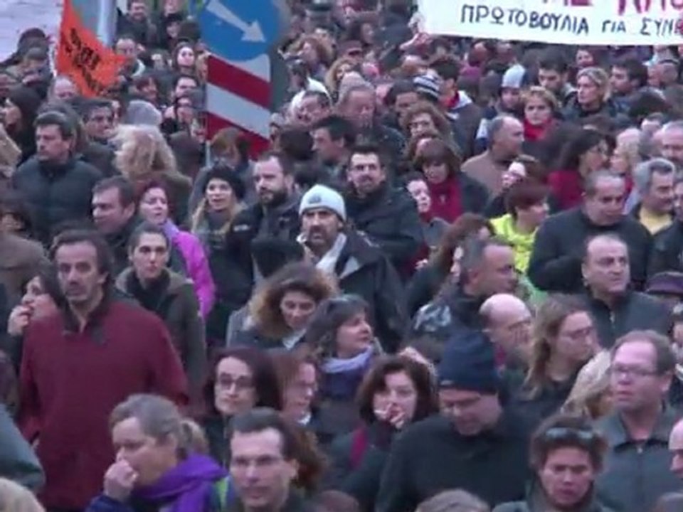 Grèce: des milliers de manifestants contre l'austérité