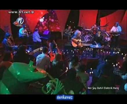 ZARA Bir kızıl goncaya benzer Yeni Türkü TRT