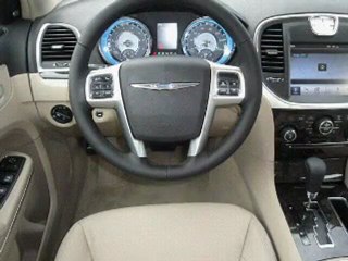 2011 Chrysler 300 Chattanooga TN - by EveryCarListed.com