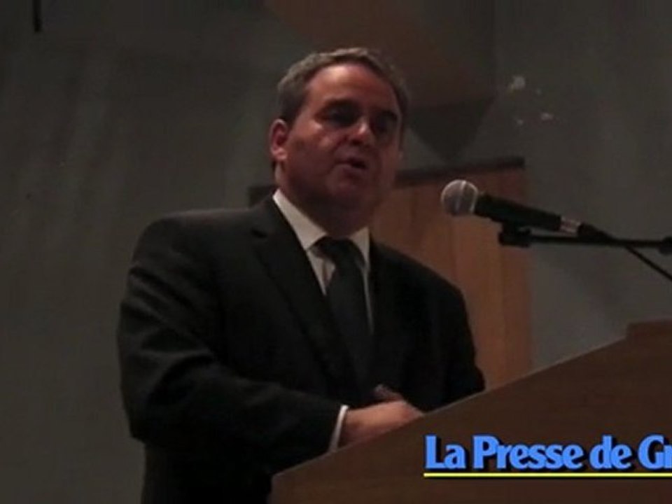 Bain  de foule graylois pour Xavier Bertrand