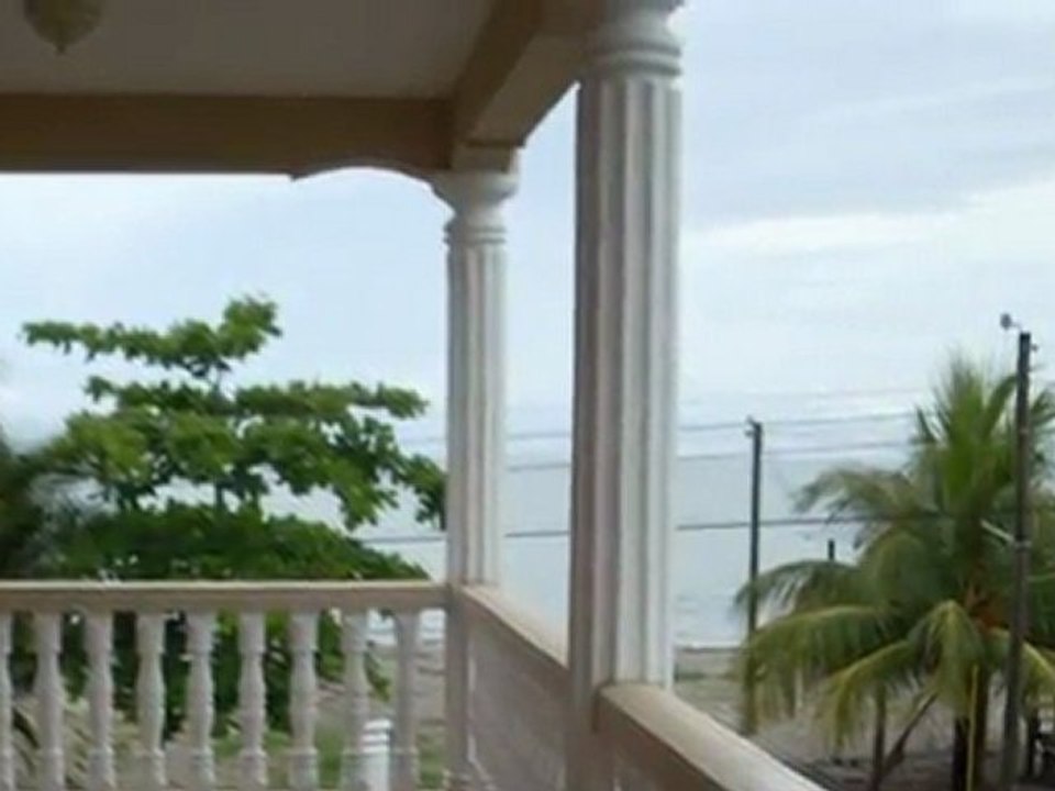 Venta de Casas de Playa en Honduras 5