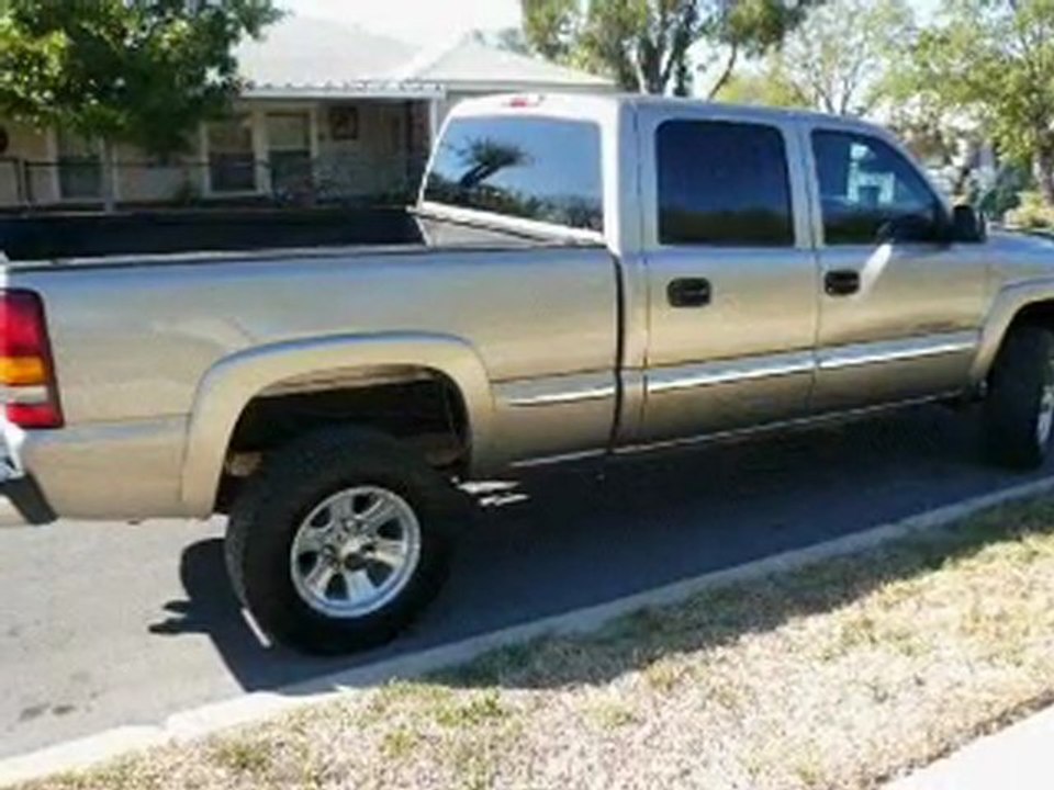 2002 GMC Sierra 2500 San Antonio TX - by EveryCarListed.com