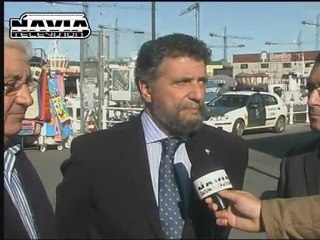 Visita de Hugo Morán a Navia