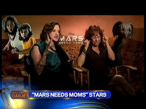 Mars Needs Moms - Joan Cusack Interview