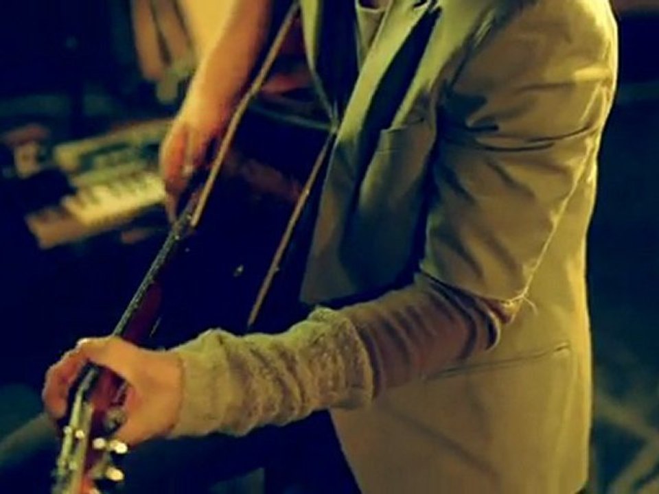 Bernhoft - c'mon talk (official video)