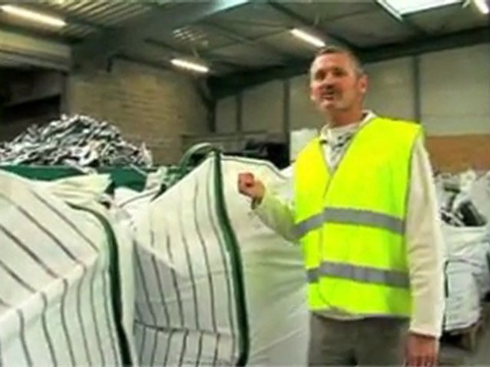 Recyclage des petit appareils : 4/4 Récupération des matières