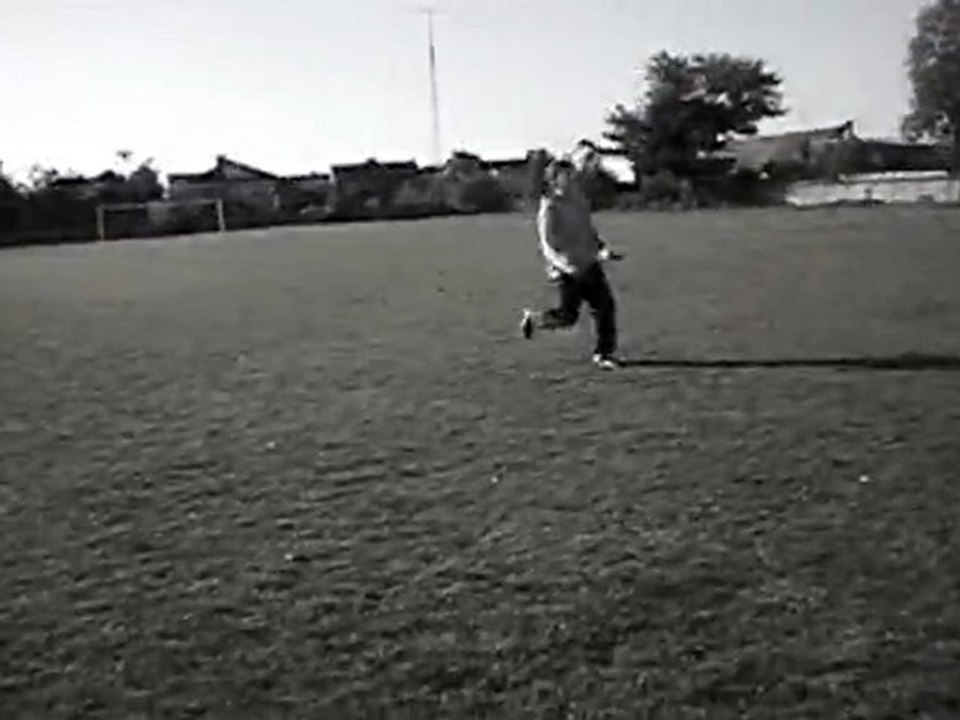 Mateusz ' MatEo ' Archacki - Bouncing Ball!
