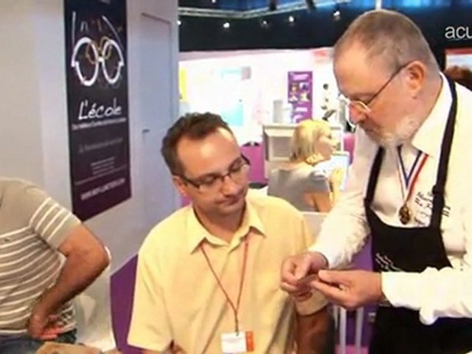 Silmo 2011 : Les opticiens s'initient aux techniques des Meilleurs Ouvriers de France
