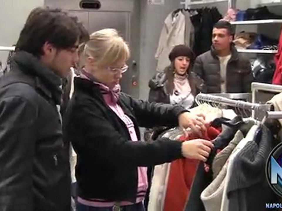 H&M apre a via Toledo - Napoli - 17 Novembre 2011