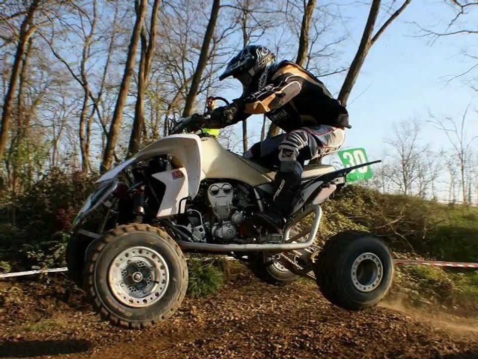 endurance 6h quad  Barteneim MC3LYS 2011  4ème partie-par Valerie Genin . B