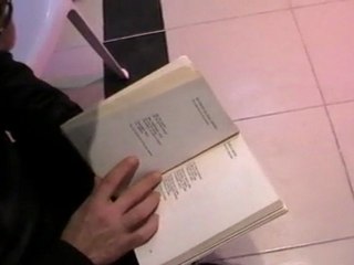 Osman Menderes, Makedonca şiir okuyor!