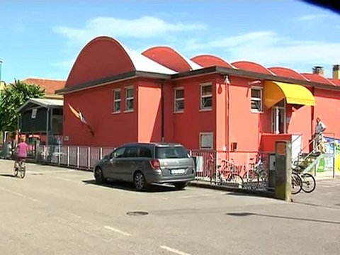 TRAVOLTA ED UCCISA SULLE STRISCE