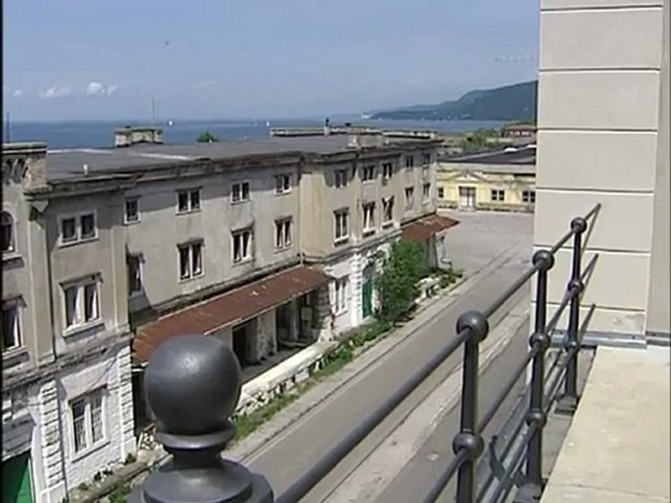 BIENNALE, E' CACCIA AI CONTRIBUTI
