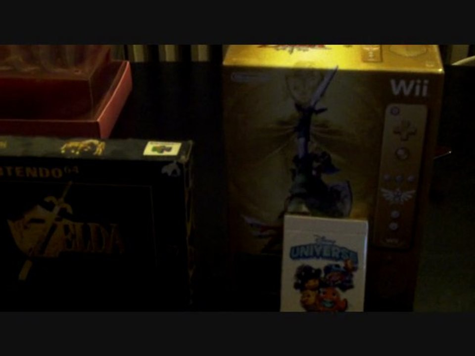 Unboxing The Legend of Zelda Skyward Sword