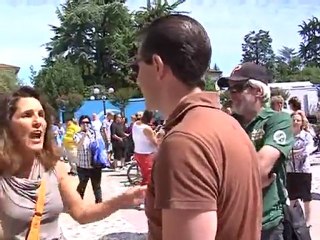 CORTEO E PROTESTA IN MUNICIPIO