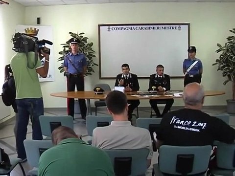 APPARTAMENTI A LUCI ROSSE