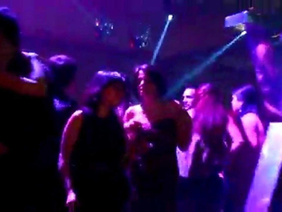 OZ en W Santiago Extreme Fashion Party,Invitadas Bellas Sensuales,Dancing,musica de los 80's & 2000.AXX ANIVERSARY ARMANY,22 Octubre 2011