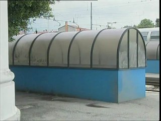 FALSO RITARDO, PERDONO IL TRENO