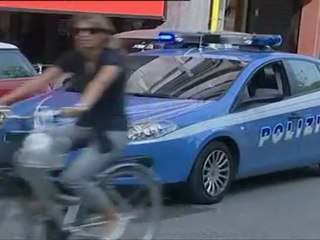 RAPINA E SASSATE IN PIENO CENTRO