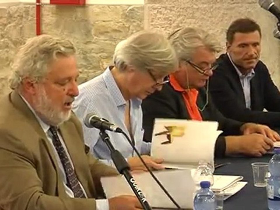SGARBI, FRA MOSTRE E BUNGA-BUNGA