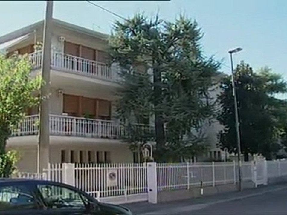LADRI IN CASA, RUBATA CASSAFORTE