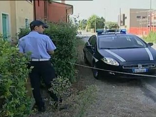 NONNA TRAVOLTA DA UN'AUTO