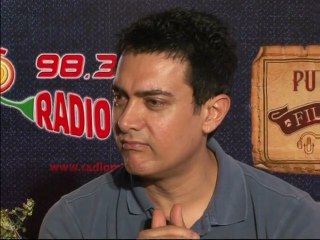 Aamir Khan Learns Parkour For Dhoom 3! - Latest Bollywood News