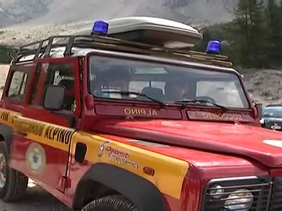 VICINI AL SOCCORSO ALPINO