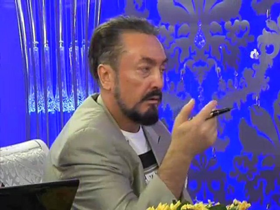 Adnan Oktar'ın Beyaz TV'deki İddialara Cevabı -1