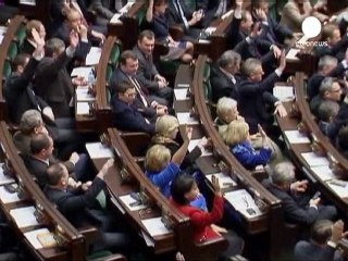 Polonia, fiducia al governo Tusk