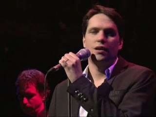 A 100 balais et des poussières