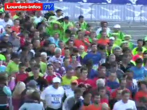 Départ du 29 éme Semi-marathon Lourdes Tarbes 2011 (65)