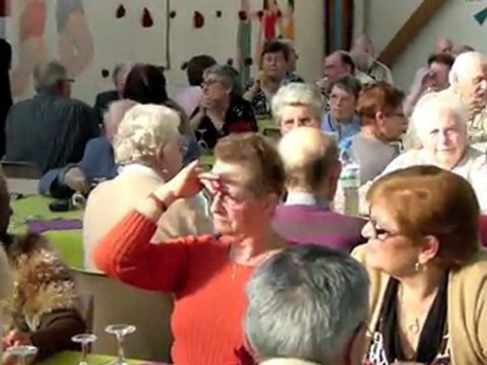 SOLEIL AU REPAS DES AINES DE CHAMBLY