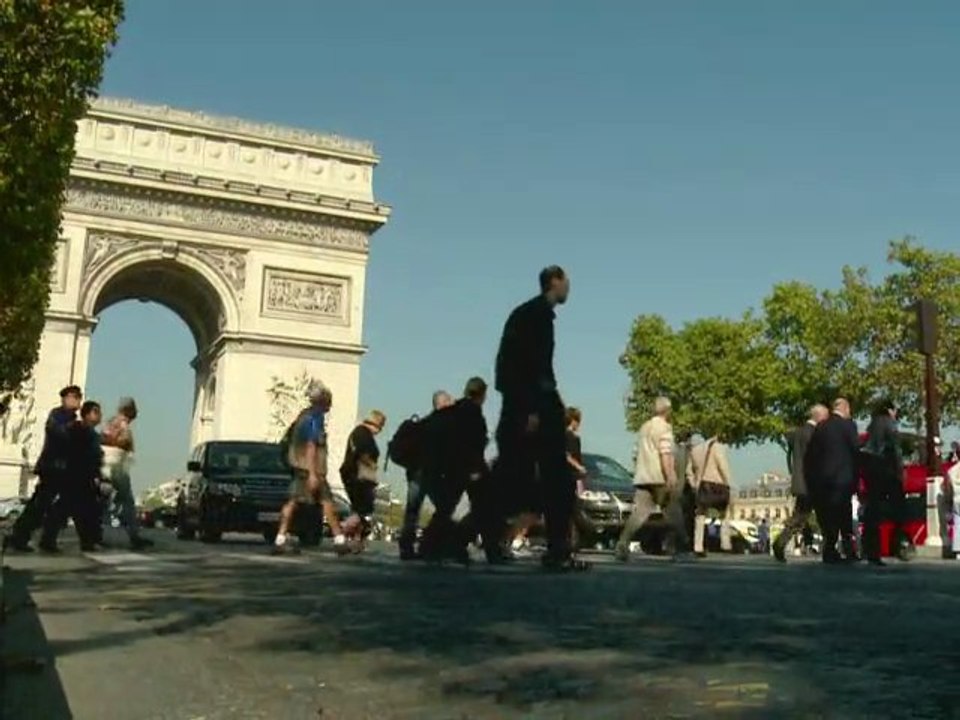 Brahim, l'homme aux plus grands pieds du monde