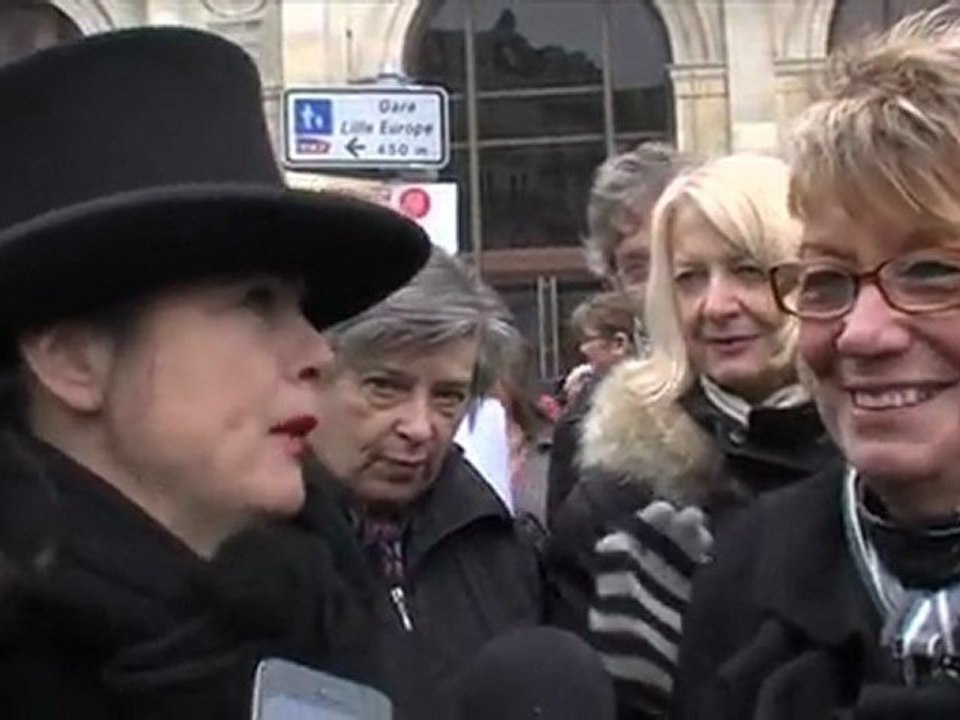 Amélie Nothomb rejoint la famille des géants du Nord - La Voix du Nord 16.11.2011