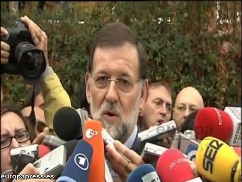 Rajoy pide a los ciudadanos que hablen y decidan