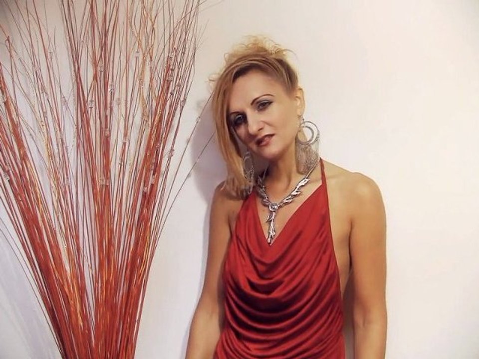 TELL ME -EDYTA KAMINSKA-NOWOSC DANCEPOLO - 2012!!!