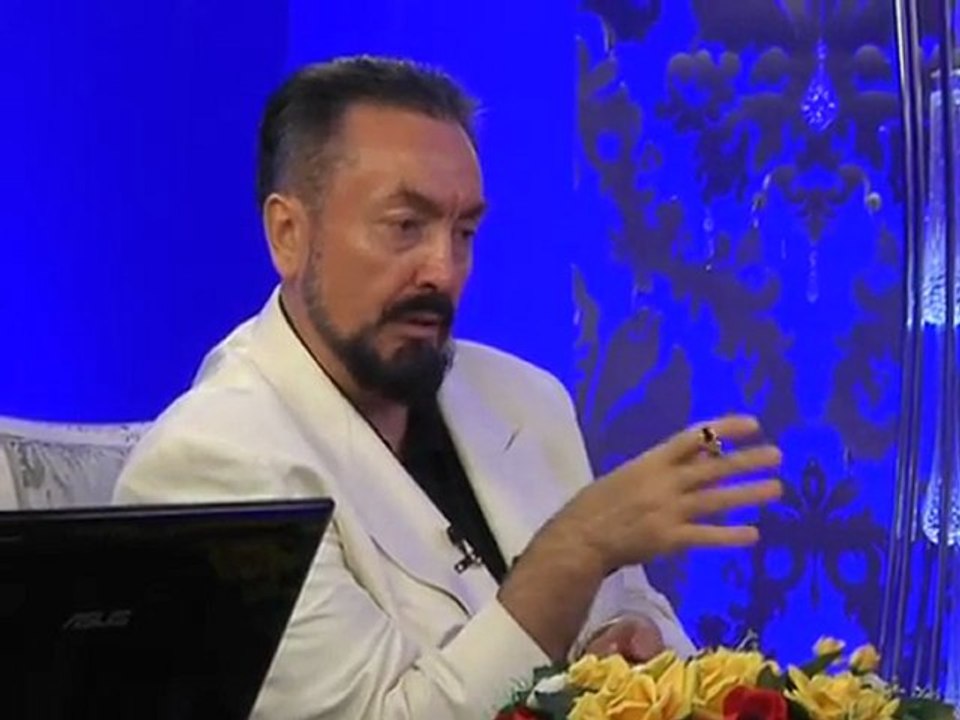 Münafıklar, Müslümanların arasına yılan gibi gelirler, yılan gibi de çıkarlar