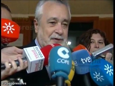 Los candidatos autonómicos acuden a las urnas