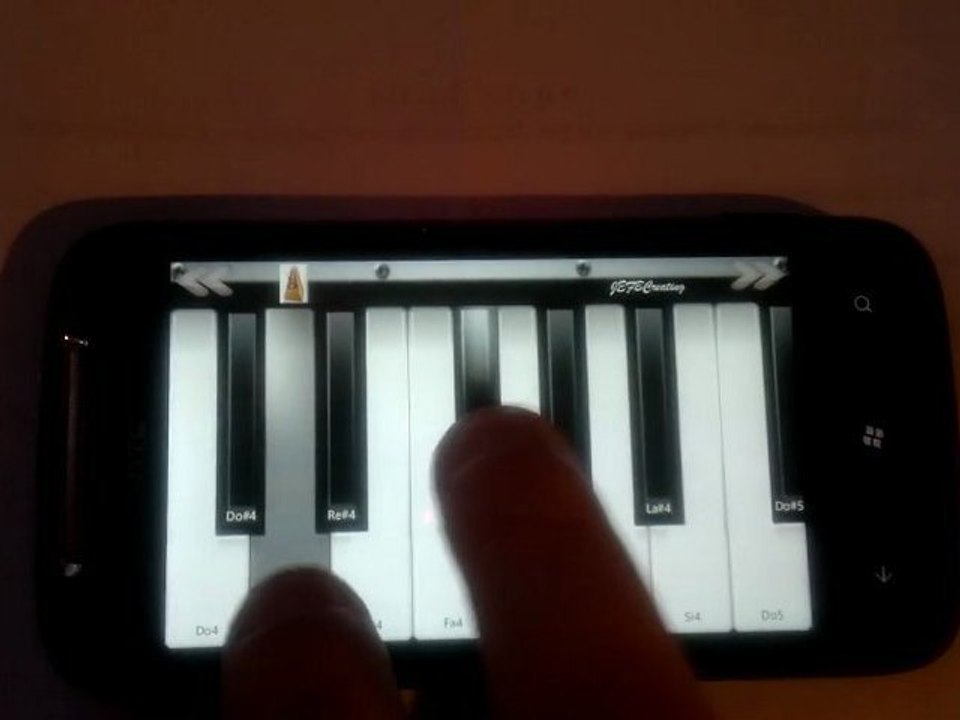 HTC piano